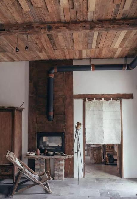  『小院』20多岁的年龄差距，却把一个破烂的农家小院变成了“桃花源”