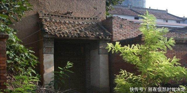 农民朋友进来看，农村这4种宅基地将被收回，盖好房子也可能白搭