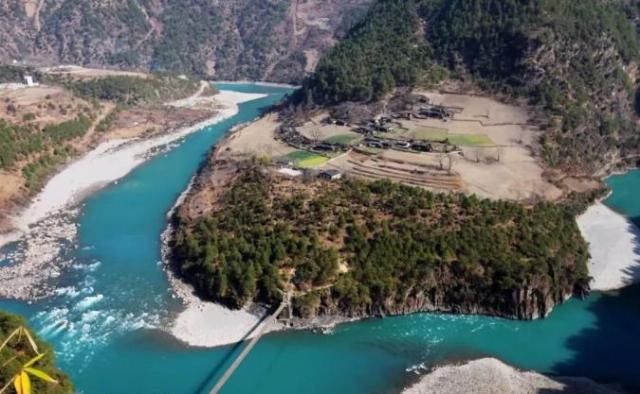 修了整整12年，这条滇西的秘境之路，被称为“神魔道”