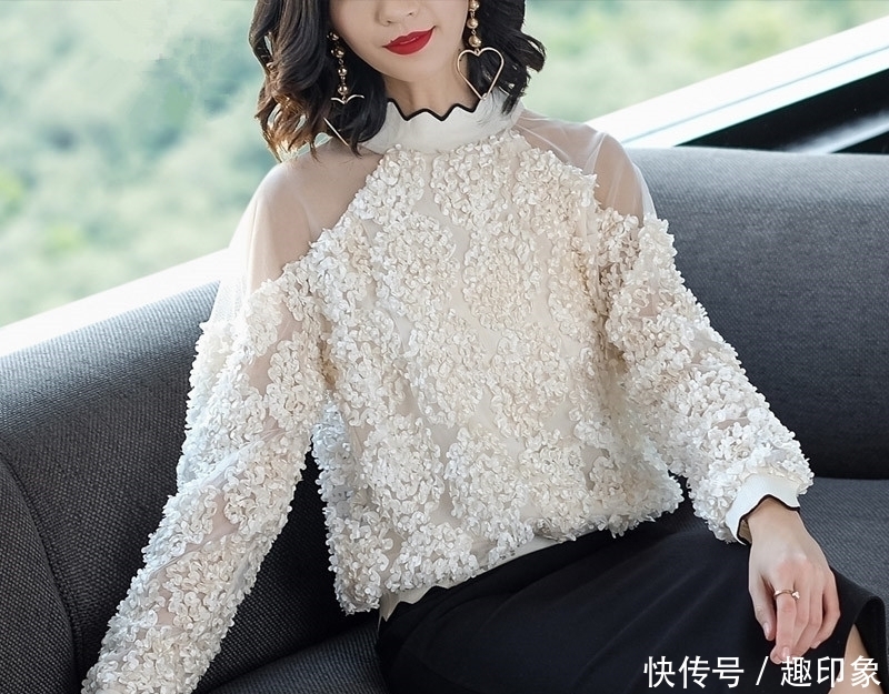 「打扮」女人过了45岁,再打扮就老了,瞧下面这几款,美的令人羡慕