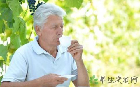 老年人得了白血病怎么治