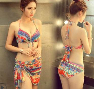 性感优雅的小姐姐穿比基尼泳衣，秀出百变多姿的自己！