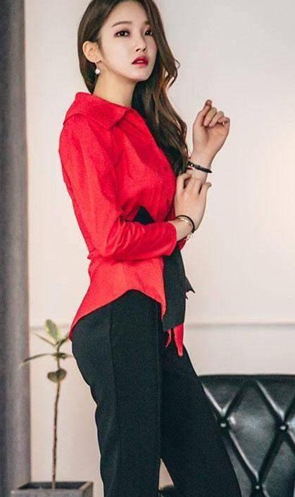 时尚俏美紧身裤，使双腿更修长，美女好身材一览无余