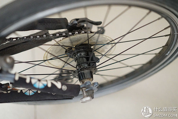 不专业通勤骑行者角度评测山人技术 DISCOVERY智能码灯