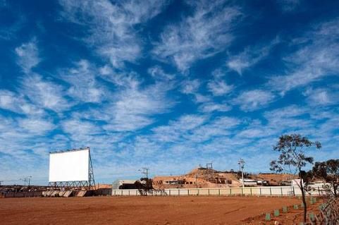全球唯一的地下城,温度能够达到五十几度,当地人还生活在地下