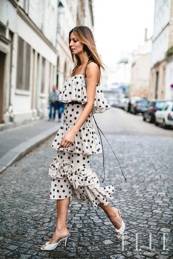 夏天的花裙子可以穿多美？看完想入！