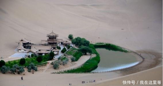 「人工湖」中国的“沙漠第一泉”，人工注水18年，自然景观成为
