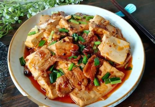  『特别』豆腐的这个做法，不用煎，不用炸，吃着嫩还香，特别下饭