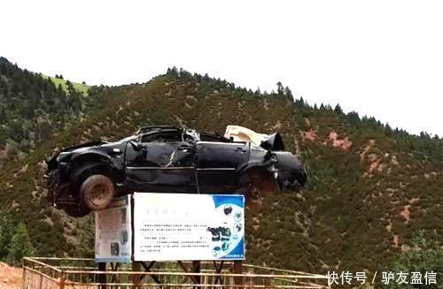 川藏线一路风景连成一片, 为什么总是车祸不断?
