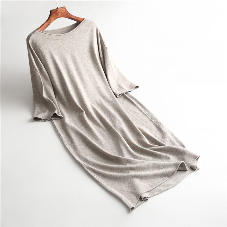 这种毛衣才刚上市就火了，舒适好看不扎人，搭小脚裤，短裙特完美