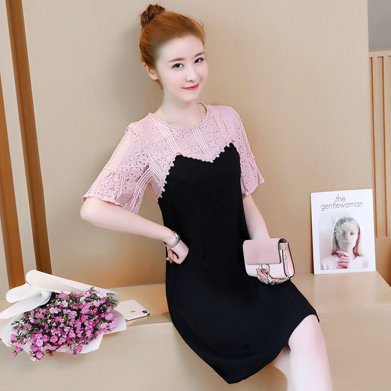 精致的蕾丝很显优雅，镂空与它的搭配，这些裙女人穿上真美