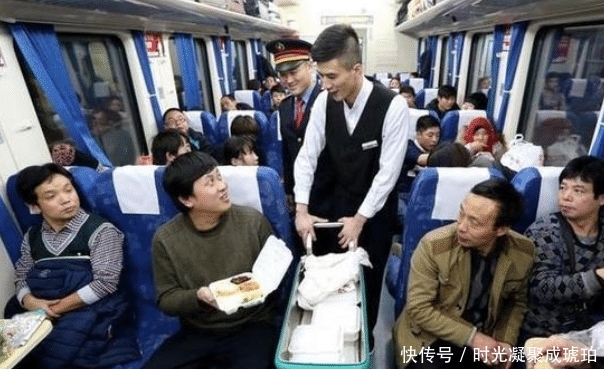 一趟火车多达几千人，为何却连几十份盒饭都很难卖出？原因有3点