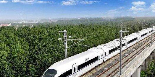 广西新建一条3百亿高铁大动脉，沿途经过八个城市，未来将迎春