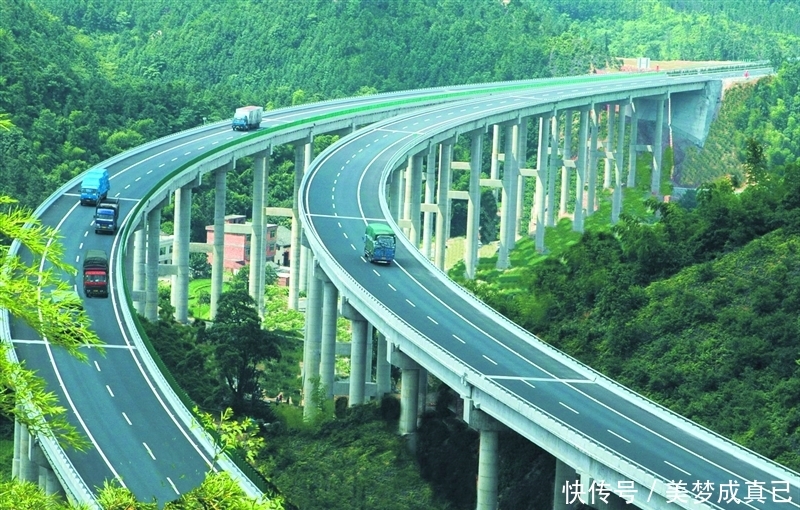  【高速】为什么高速公路上没有装路灯？老司机：可以，但没必要