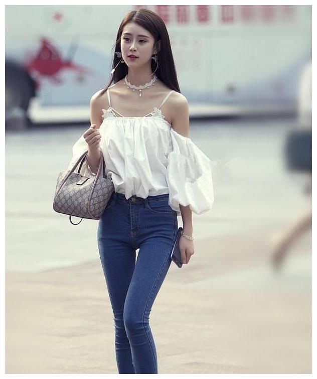 街拍：老婆不需要多丰满圆润，像图八这样就够了！