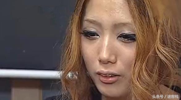 斐达美的妈妈说已经2年没有见过女儿素颜的样子了