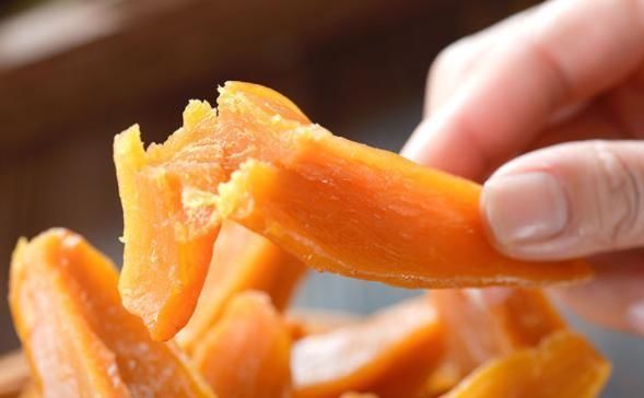 红薯@教你一个快速做红薯干的方法,不用晾晒,简单几步轻松搞定,好吃