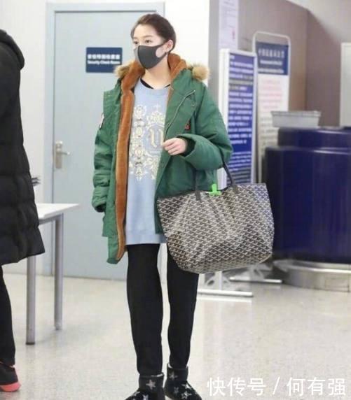 21岁关晓彤终于穿对了！一袭抹胸长裙秒变气质淑女，网友：不土了