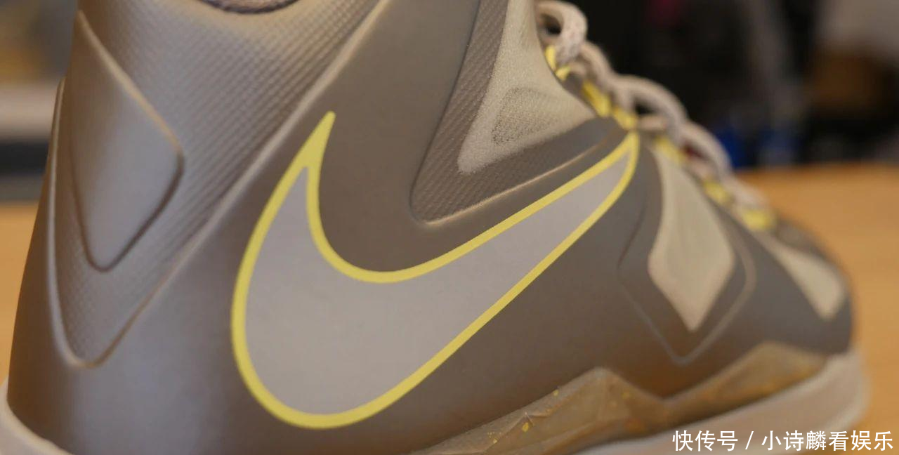  [中底]7年前火爆全网的实战神鞋！它见证了詹姆斯和Nike的巅峰