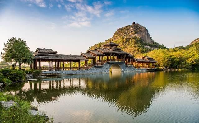 广西有个被人遗忘的画里天堂，就在南宁，峰林奇观让人流连忘返！