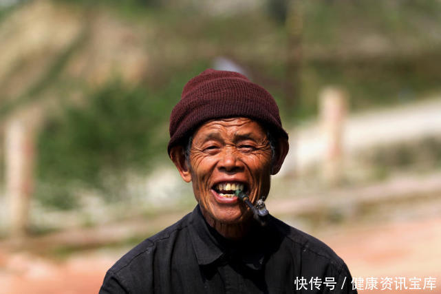 吸烟的3大谣言，你信了几个? 最后一个，只有傻子会相信！