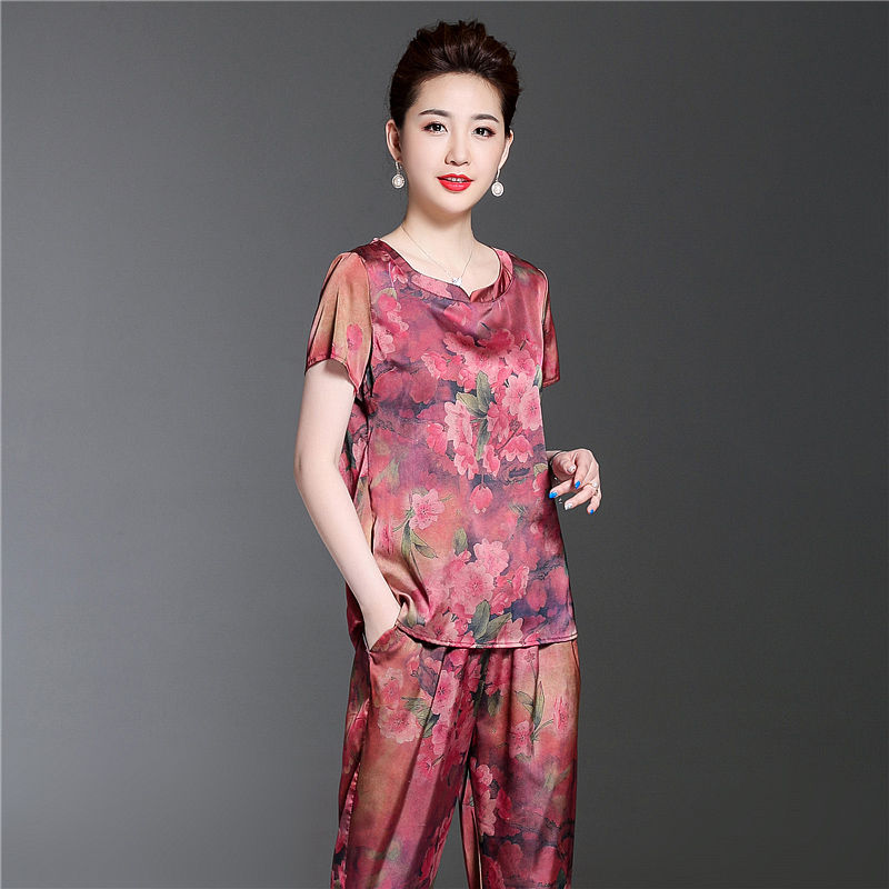 哇塞!妈妈装又出新花样了，婆婆激动地连买6件，美的不像中年人