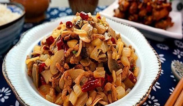  「发财」美食精选：发财鱼翅豆腐羹，茄汁鱼，金汤山药，白蘑咸菜炒肉丝的做法