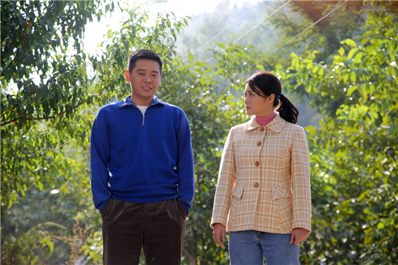 《初婚》剧组今亮相申城 朱锐林继东演绎情感