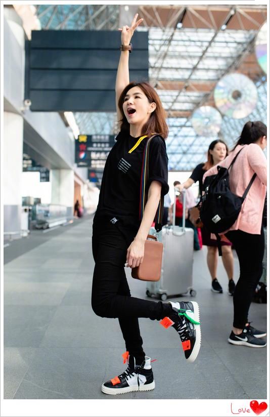 万万没想到SHE中最女人的是Ella，网友:每个男人婆都是潜力股