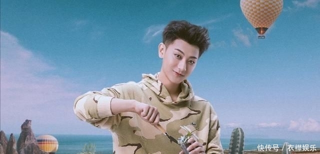  黄子韬■黄子韬，在《小小的追球》中的综艺咖，立的flag就是用来打破的