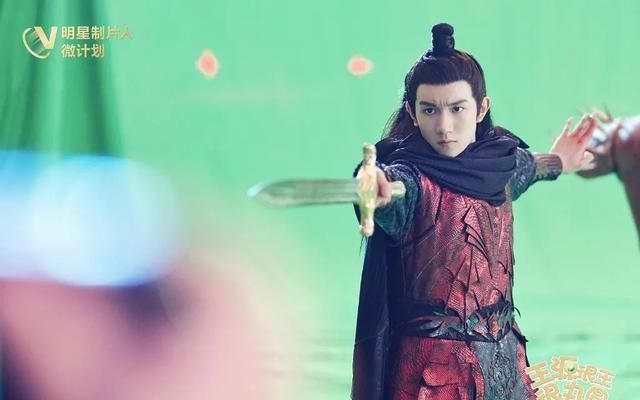  『不善言辞』《大主宰》值得看：王源饰演的牧尘是个话痨，女主不善言辞