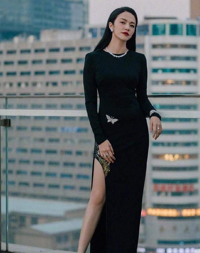  「女人」越来越有气质的女人，穿衣打扮都有这5个特征，老了也是一枝花