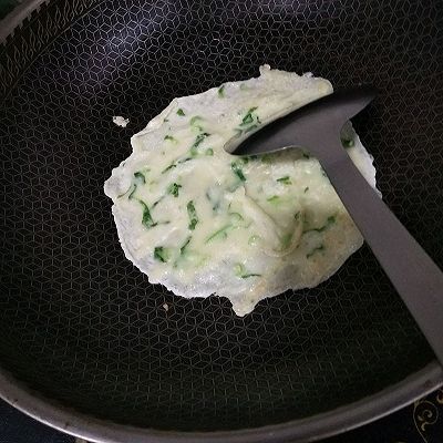  鸡蛋：白萝卜菜心鸡蛋煎饼