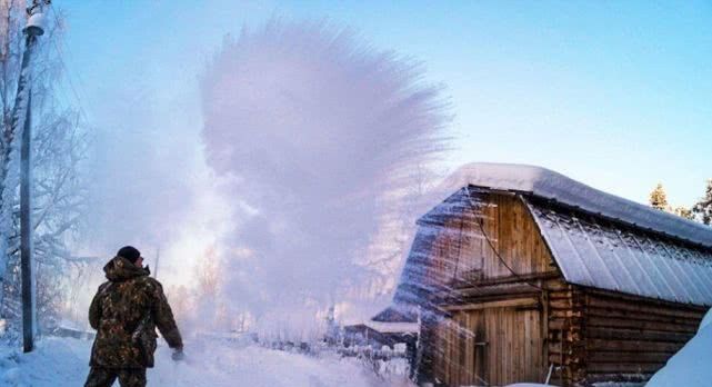 世界上最寒冷的村庄之一，人们很是长寿，会喝动物奶抗寒