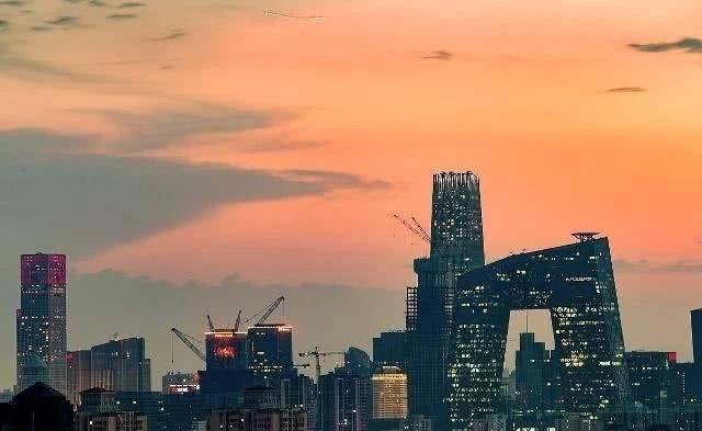  #电视塔#世界十大电视塔排名，中国占据了50%，河南郑州排名第10