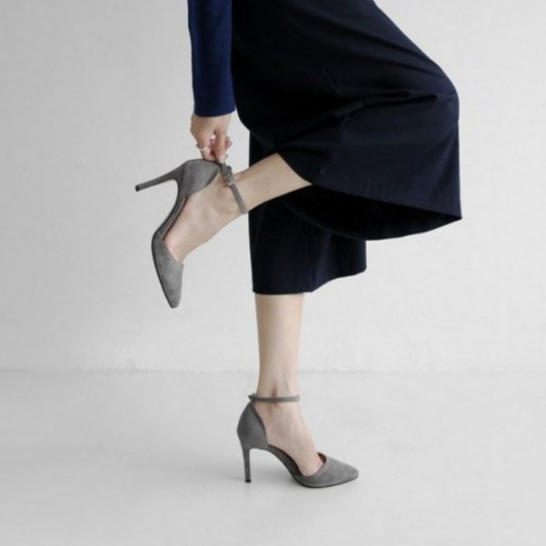 小白鞋什么的太俗了!高跟鞋才是女人的武器，太显女人味了