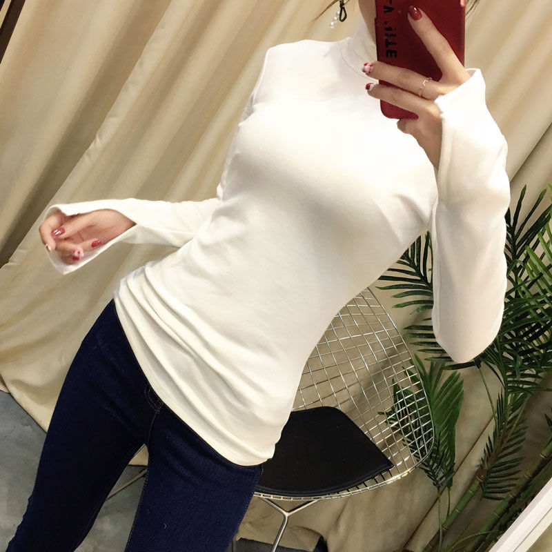 入秋了，女神们别穿吊带了，瞧瞧这样穿，比吊带还要迷人