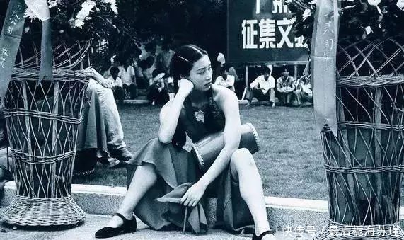 10张老照片，农村生活的记录，满满的时代感，90年代的女性那样美