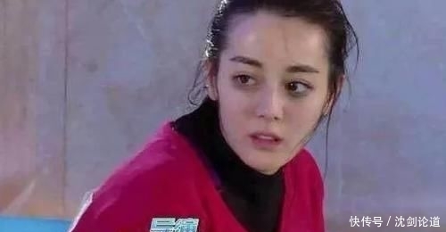 「陈乔恩」有种整容叫“明星脱妆”,陈乔恩花妆,关晓彤出油,热巴让人意外!