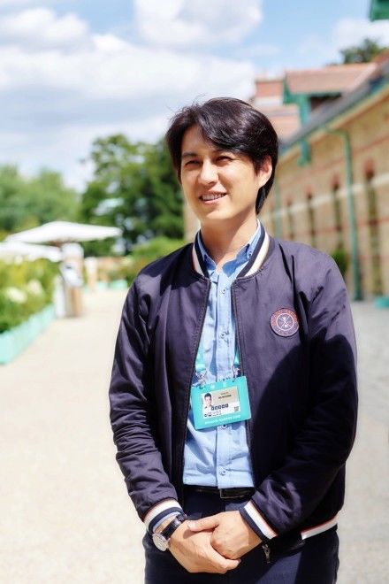 靳东回应神预测世界杯比分:感谢两队的配合_【