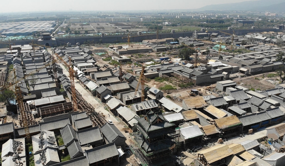 城池：耗资300亿，空中鸟瞰复建中的明太原县城，犹如飞来的城池