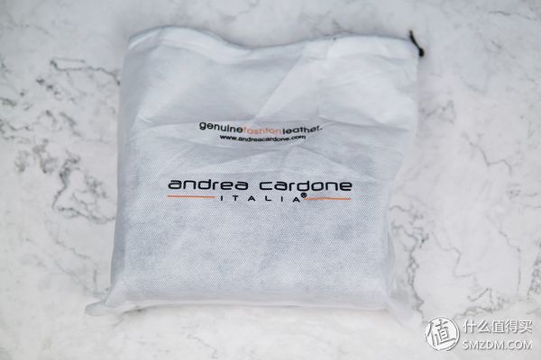 物色好物 篇一:貌美不贵!真皮链条包 | 气垫按摩梳