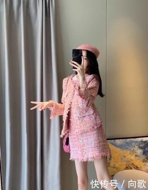 #相亲#2020年女生必备的“相亲利器”:这几种小香风一定不能放过