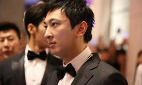 网红女殴打孕妇致其流产,网友称要王思聪来管管,王思聪真的来了