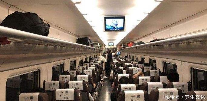  #座位#为啥用手机买火车票经常都是已售空，上车后又看到很多座