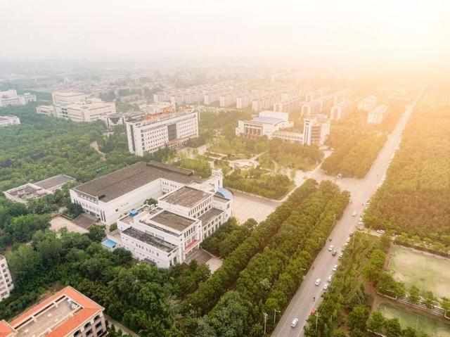 航拍“新时代”:走遍大江南北,还是这里最美