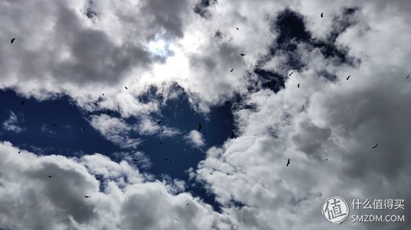 雪山/草场/海子,与魅族16th踏上色达+稻城川西环游