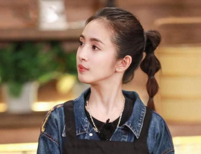  『编发』2020年最火的编发，它叫“泡泡辫”，显甜美可爱还减龄！