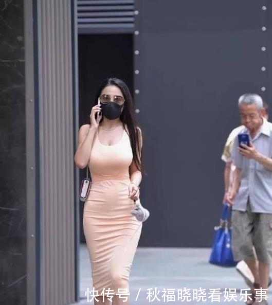 「简约」美女穿紧身衣秀出好身材,这点很重要!