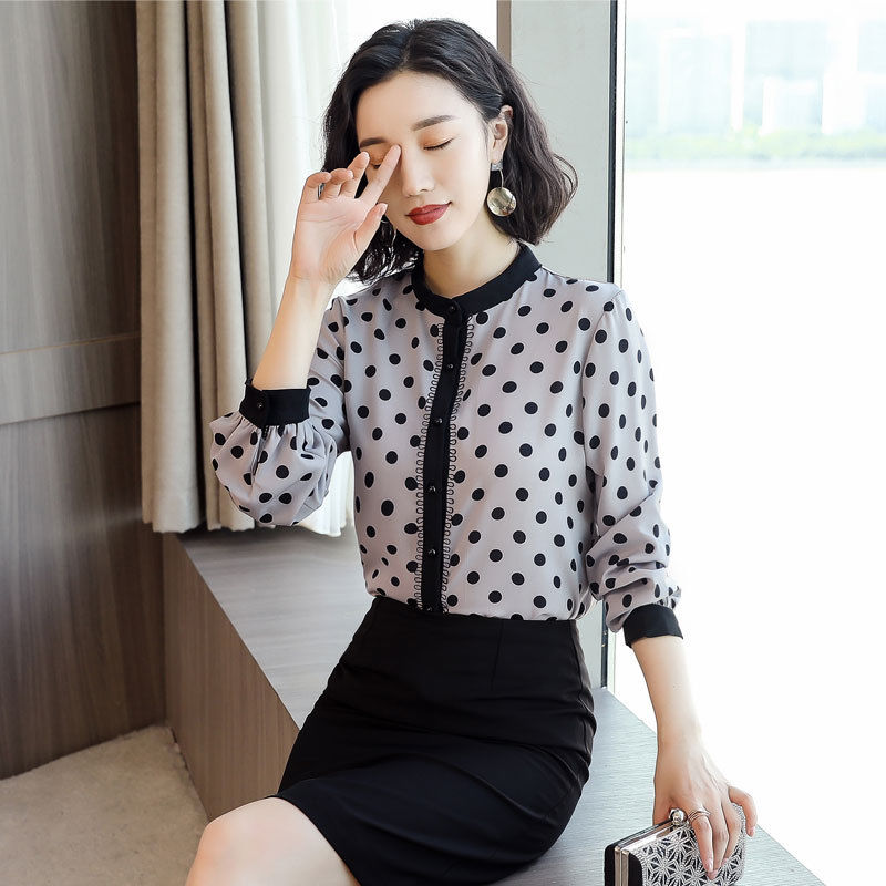 老婆去北方出差回来,就把旧裙子都扔了,穿上这些,别说还真洋气